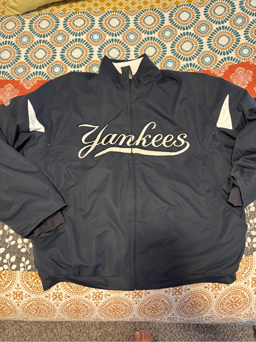 Majestic Navy Yankees Full-Zip Jacket with White Script
